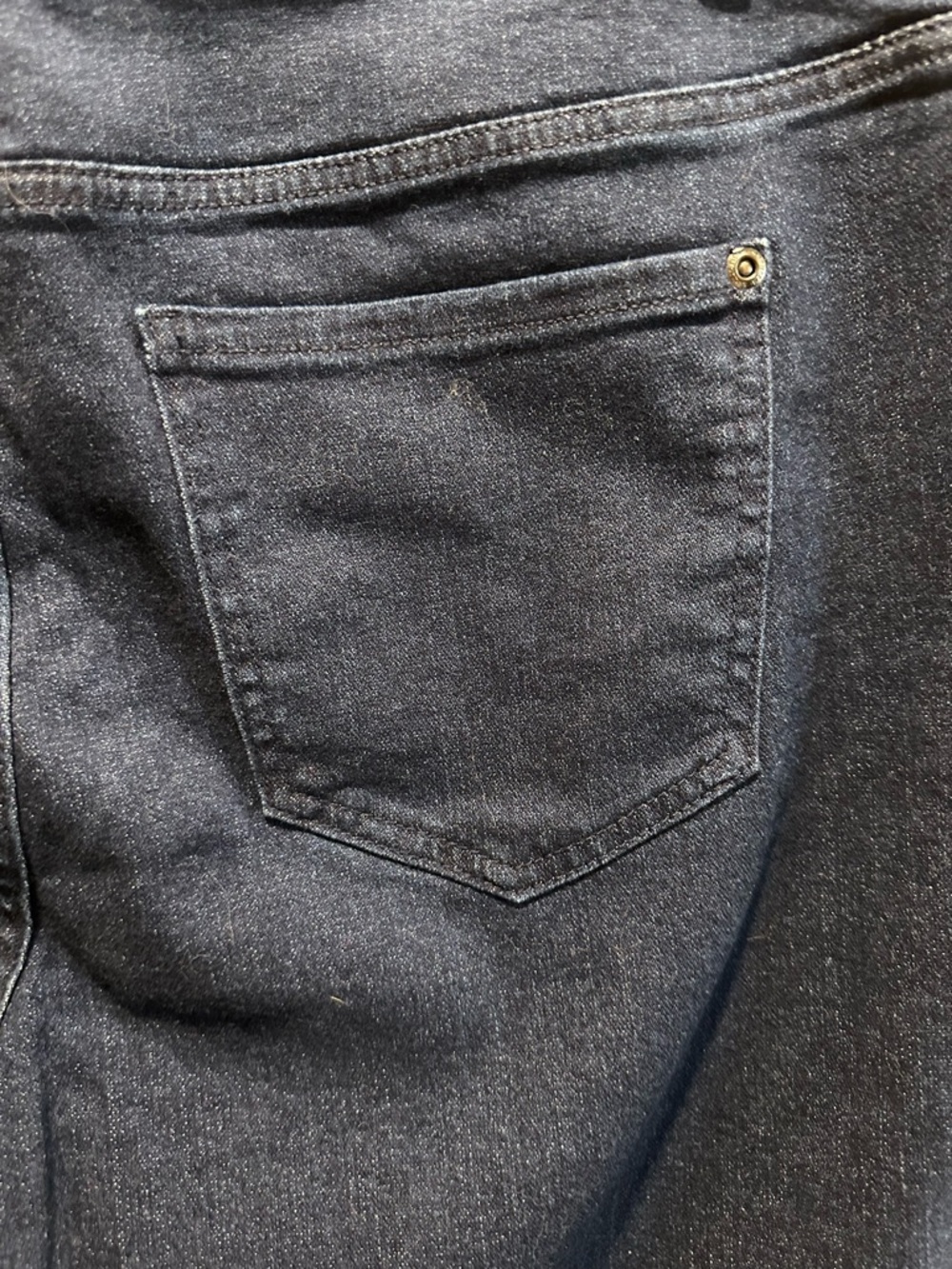 Northern Reflections Relaxed Jeans — Dark Wash Blue - Picture 7 of 8